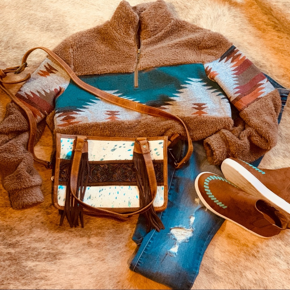 Cowhide Acid Wash Tooled Leather Purse - Picture 2 of 8